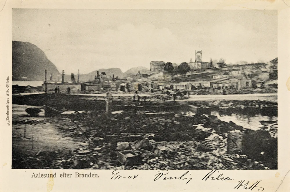 File:Aalesund efter Branden (5368930051).jpg